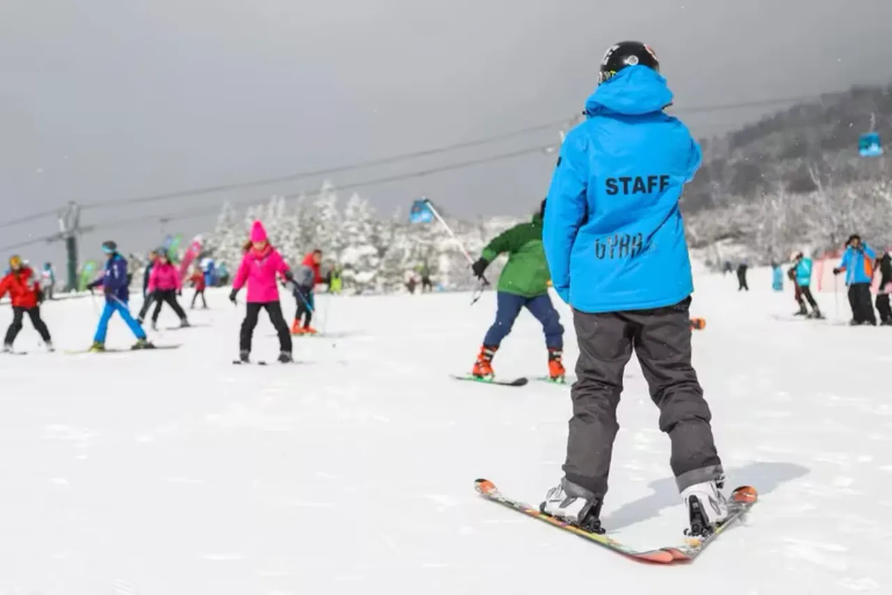 Batismo Coletivo Ski (Equipamento + 2h de aula — Passe de ski não incluído) 1