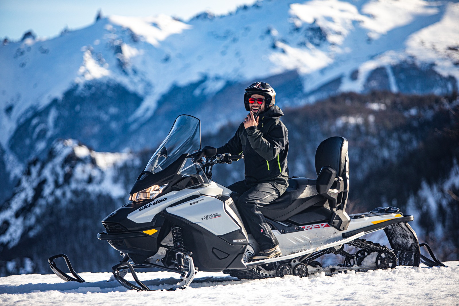 Circuito en Moto de Nieve en Catedral 1