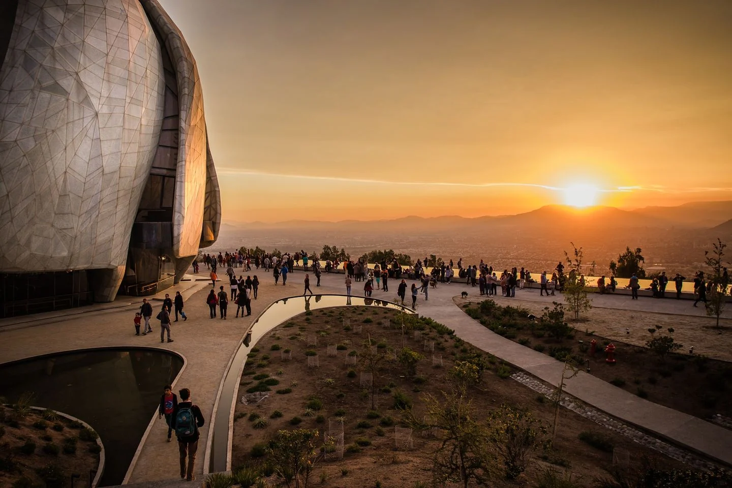 Cousiño Macul + Bahá'í Temple 5