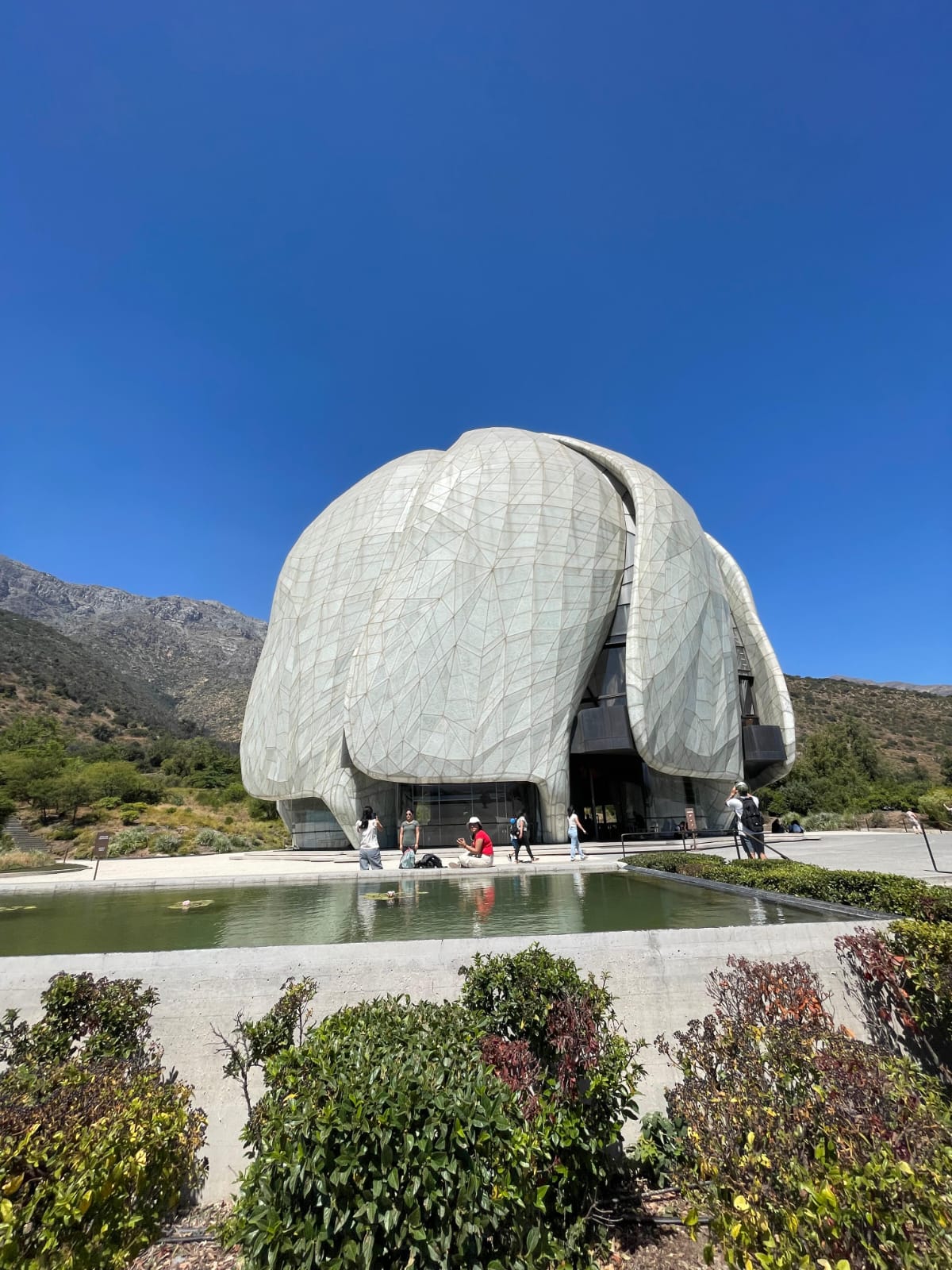 Cousiño Macul + Bahá'í Temple 3